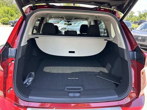 New 2026 Nissan Rogue SV FWD image 13