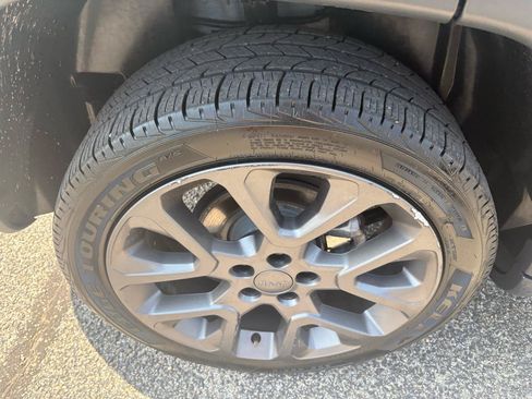 Used 2021 Jeep Compass Latitude AWD/4WD image 48
