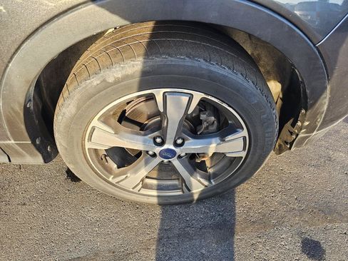 Used 2018 Ford Escape SEL AWD/4WD image 14