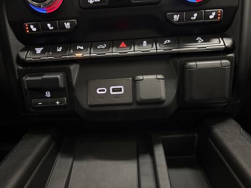 Used 2022 GMC Sierra 2500 Denali w/ Technology Package image 70