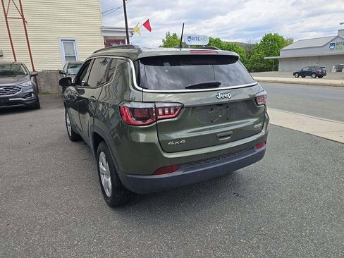 Used 2020 Jeep Compass Latitude w/ Popular Equipment Group AWD/4WD image 2