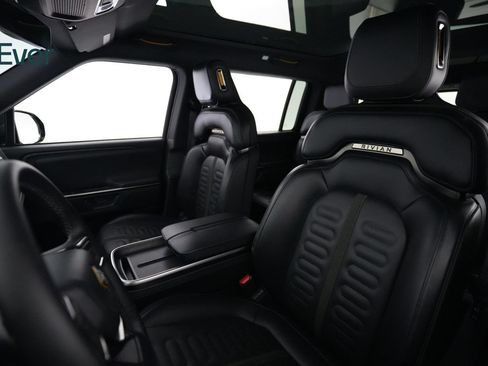 Used 2026 Rivian R1S Adventure AWD/4WD image 4