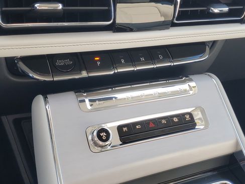 New 2026 Lincoln Aviator Reserve w/ Jet Appearance Package image 21