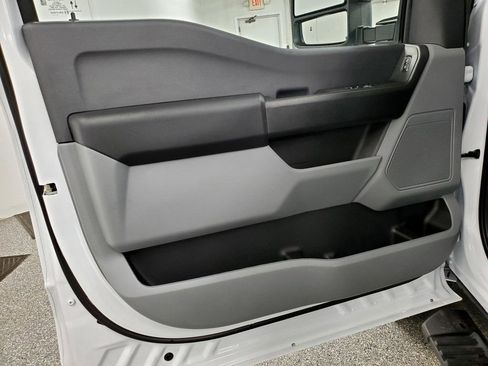 New 2026 Ford F350 XL w/ XL Chrome Package image 14