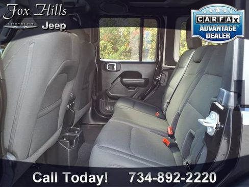 Used 2022 Jeep Wrangler Unlimited Sport image 11