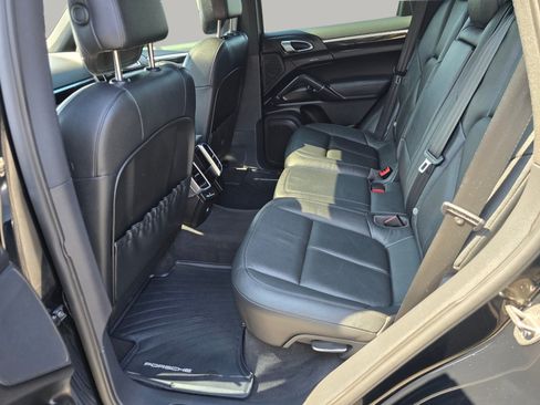 Used 2012 Porsche Cayenne AWD/4WD image 24