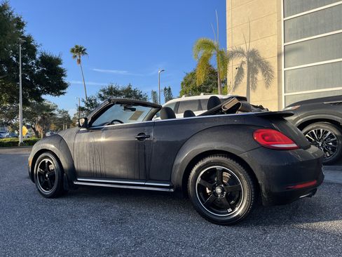 Used 2018 Volkswagen Beetle 2.0T Coast w/ Coast Lighting Package image 3