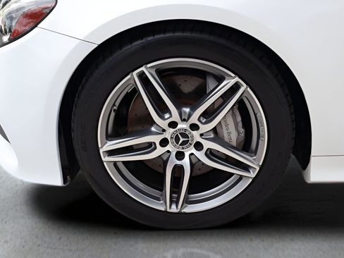 Used 2020 Mercedes-Benz E 450 Cabriolet image 10