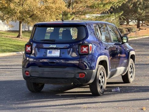 Used 2019 Jeep Renegade Sport AWD/4WD image 4