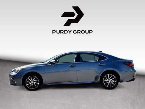 Used 2016 Lexus ES 350 w/ Luxury Package w/Wood Trim image 5