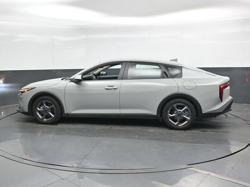 Used 2025 Kia K4 FWD image 8