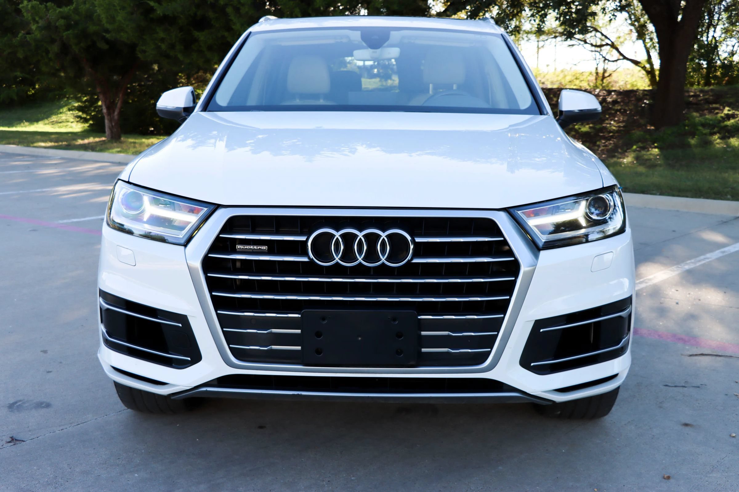 Used 2017 Audi Q7 3.0T Premium Plus w/ Premium Plus Package AWD/4WD image 3