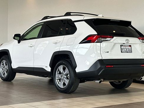 Certified 2025 Toyota RAV4 LE image 6