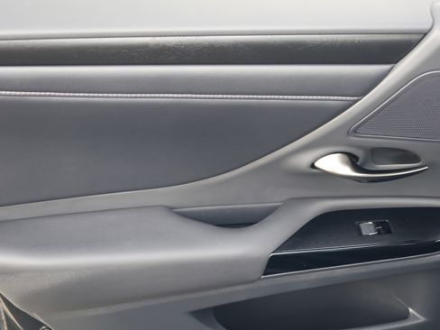 Certified 2023 Lexus ES 350 w/ Premium Package image 33