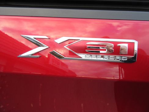 Used 2023 GMC Sierra 1500 Elevation w/ Elevation Premium Package image 18