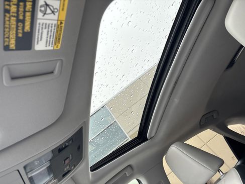 Used 2018 Lexus RX 350 AWD w/ Premium Package image 28