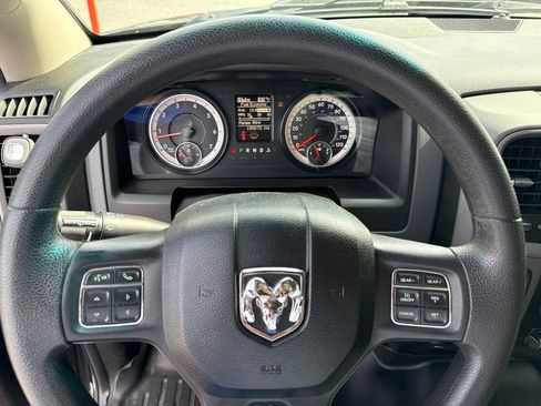Used 2017 RAM 1500 Express AWD/4WD image 26
