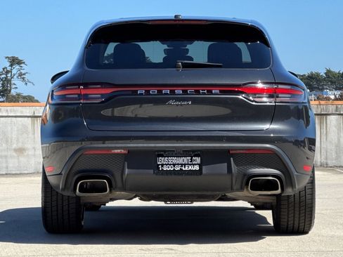 Used 2022 Porsche Macan AWD/4WD image 9