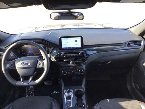 Used 2023 Ford Escape ST-Line image 23