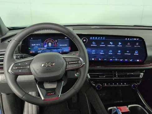 New 2026 Chevrolet Traverse Z71 w/ Driver Confidence Package image 13