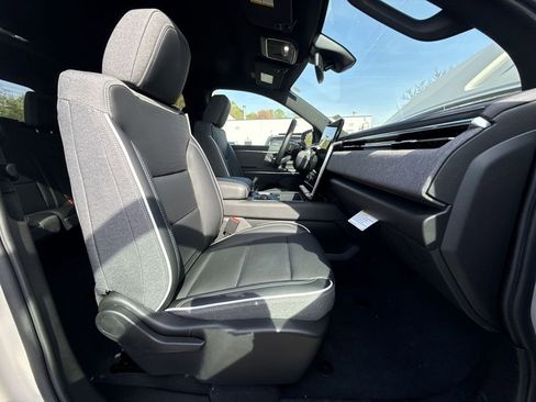 New 2026 GMC Sierra EV Elevation image 23