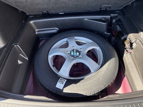 New 2025 Jeep Grand Cherokee Altitude image 17