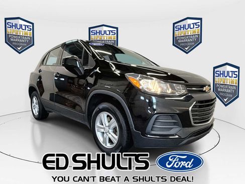 Used 2020 Chevrolet Trax LS AWD/4WD image 1