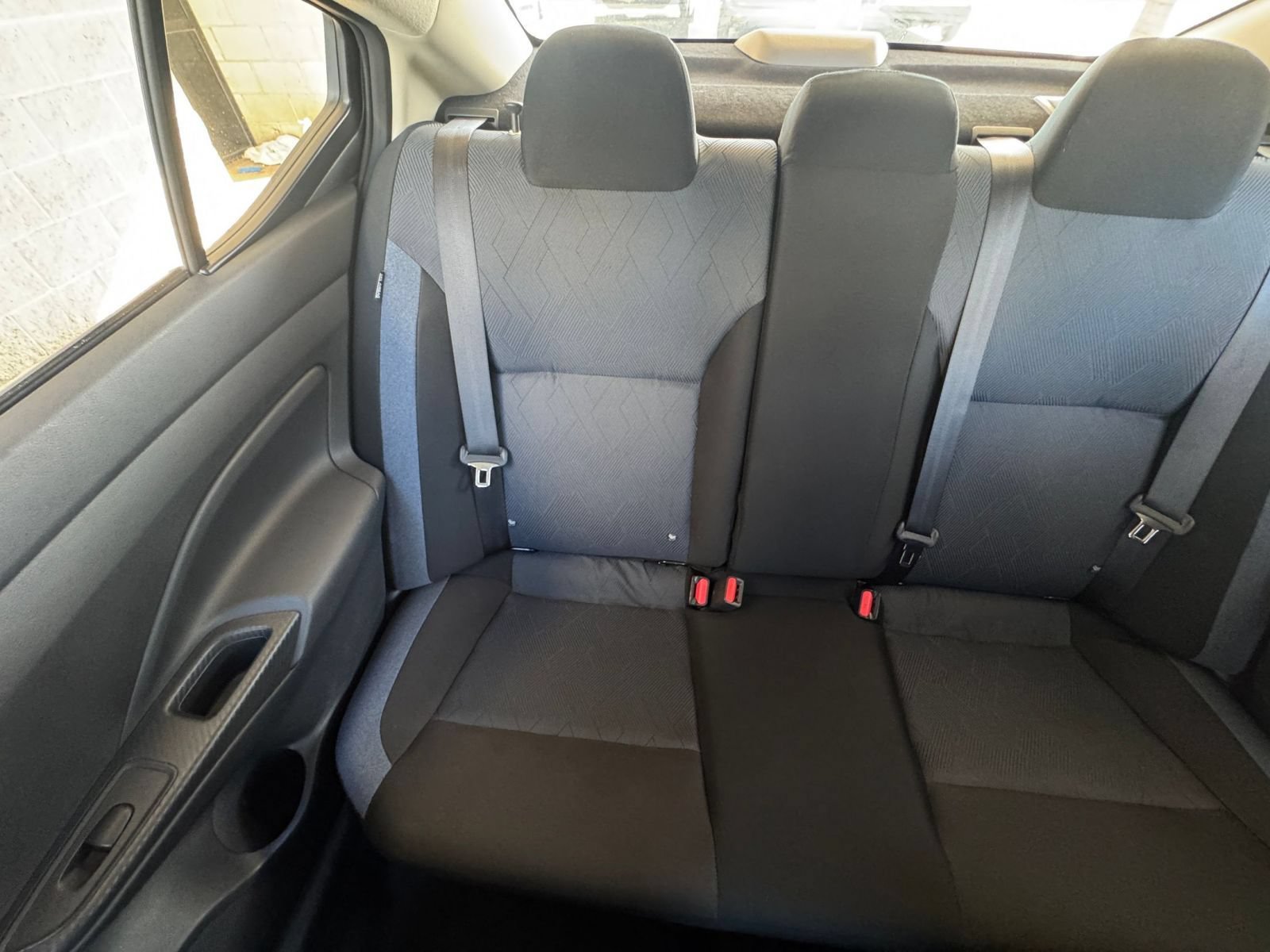 Used 2025 Nissan Versa SV FWD image 37