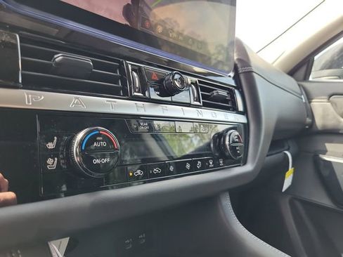 New 2026 Nissan Pathfinder Platinum w/ Cargo Package image 16