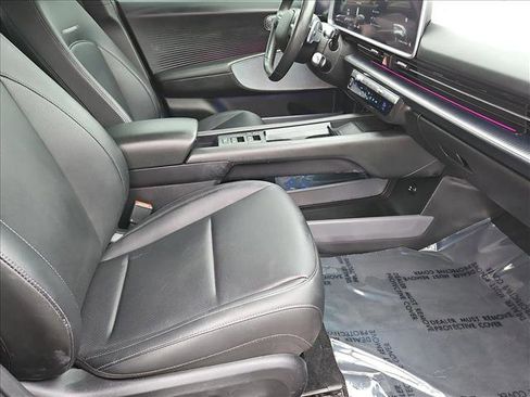 Used 2023 Hyundai Ioniq 6 Limited image 21