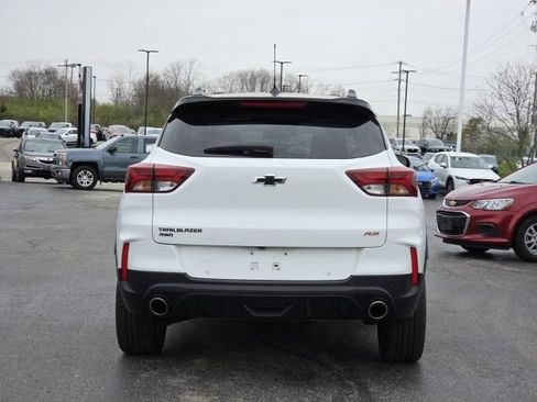 Used 2023 Chevrolet TrailBlazer RS w/ Sun and Liftgate Package image 10