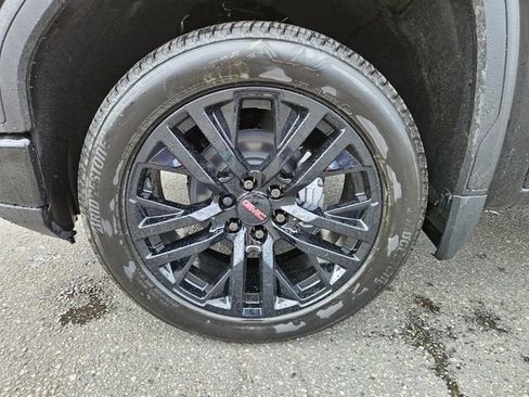 New 2026 GMC Sierra 1500 Elevation w/ Preferred Package AWD/4WD image 9