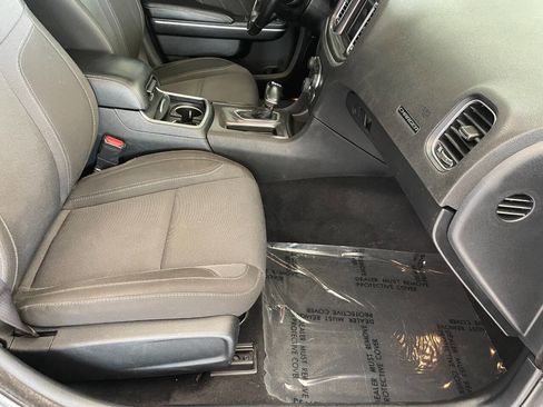 Used 2020 Dodge Charger SXT image 24