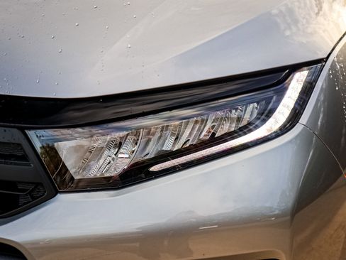 Certified 2026 Honda Odyssey EX-L image 6