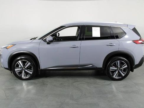 Certified 2023 Nissan Rogue Platinum w/ Platinum Premium Package FWD image 12