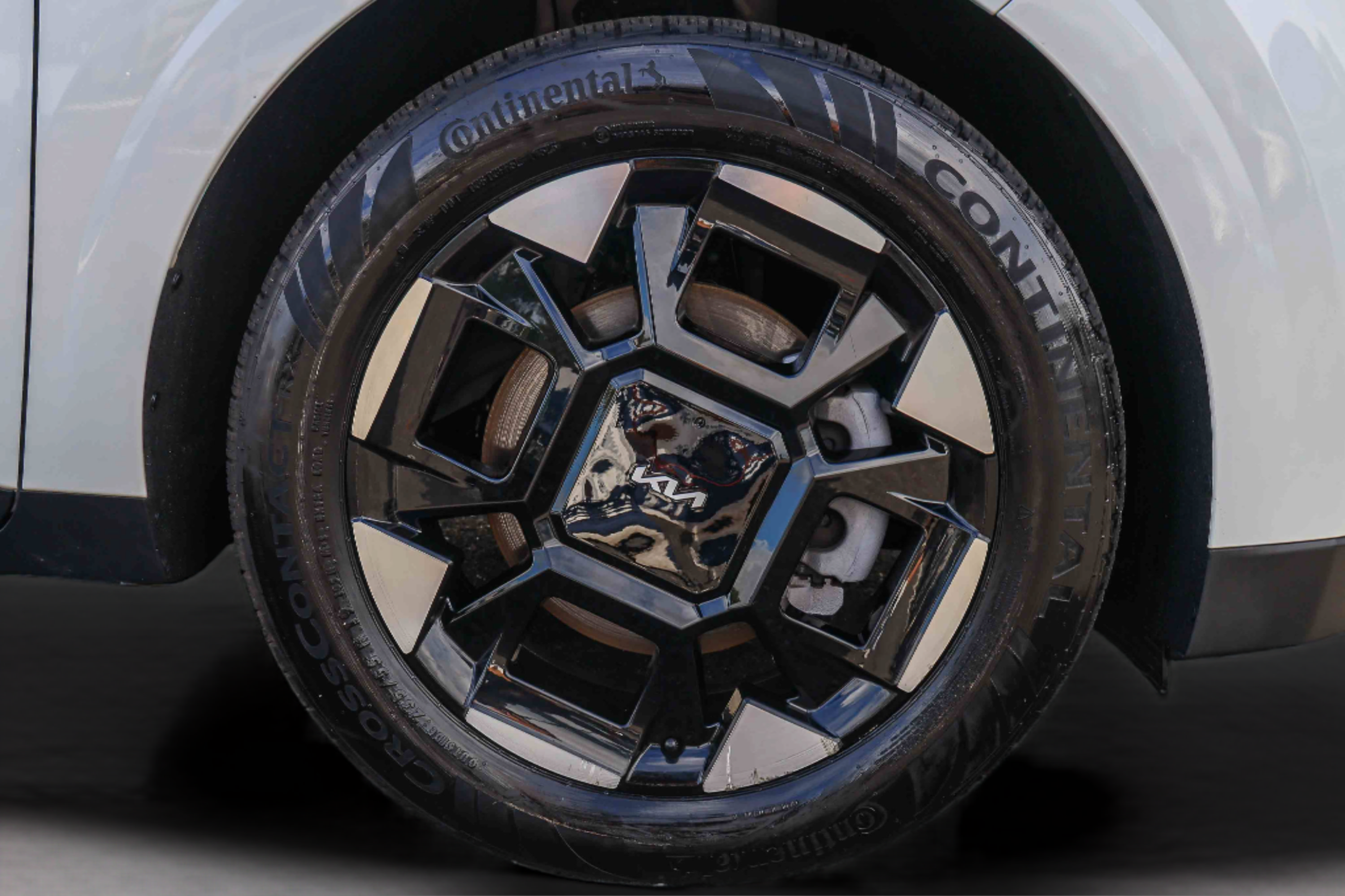 Used 2026 Kia Carnival EX FWD image 28