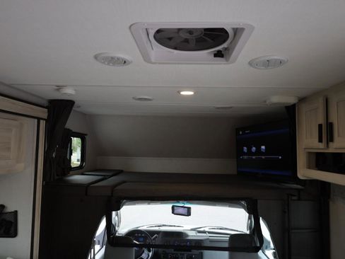 Used 2022 Ford E-450 and Econoline 450 Super Duty w/ Motorhome Prep Package RWD image 48