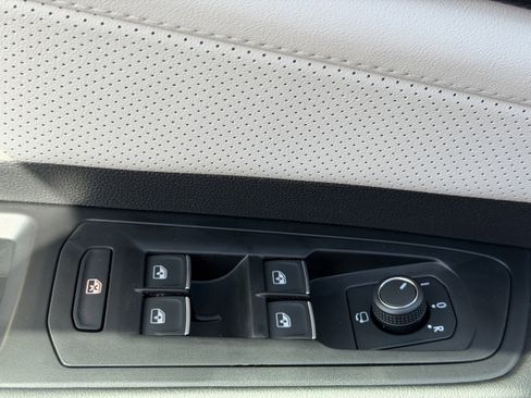 New 2026 Volkswagen Atlas Cross Sport SEL Premium R-Line image 15