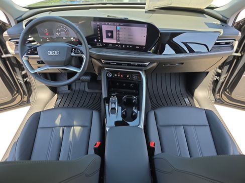 New 2026 Audi Q5 Premium image 9