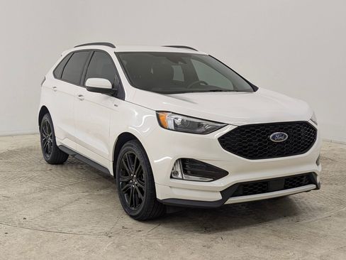 Certified 2022 Ford Edge ST-Line w/ Cargo Accessory Package image 6