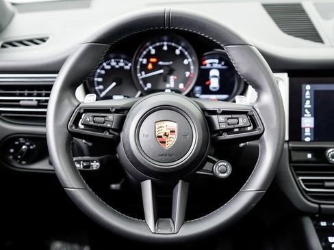 Certified 2023 Porsche Macan Turbo image 12