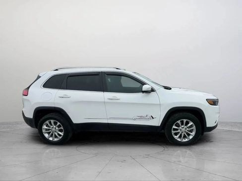 Used 2019 Jeep Cherokee Latitude w/ Cold Weather Group AWD/4WD image 13