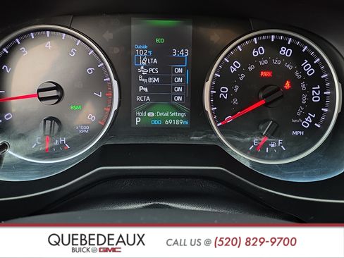 Used 2021 Toyota RAV4 XLE Premium FWD image 17