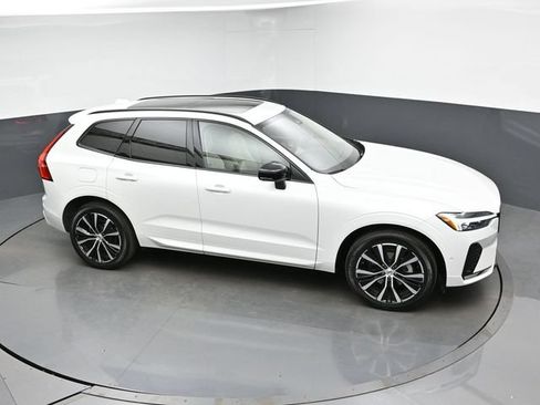 Used 2023 Volvo XC60 B5 Ultimate AWD/4WD image 41