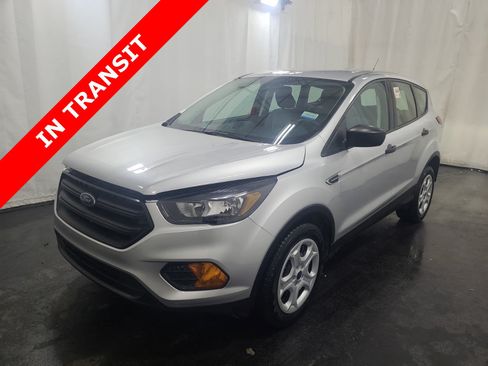 Used 2019 Ford Escape S FWD image 1