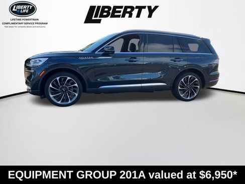 Used 2023 Lincoln Aviator Reserve w/ Equipment Group 201A AWD/4WD image 2