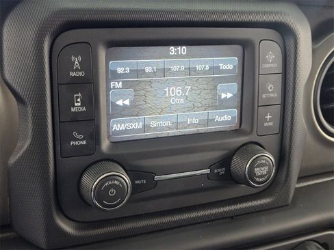 Used 2018 Jeep Wrangler Sport image 15