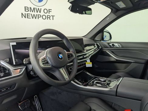 New 2026 BMW X5 xDrive40i w/ M Sport Package AWD/4WD image 11