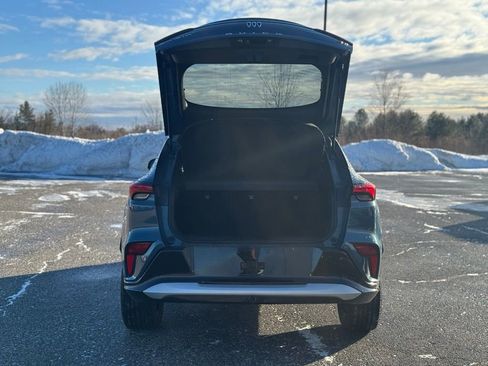 Used 2024 Buick Envista Sport Touring w/ Convenience I Package image 7