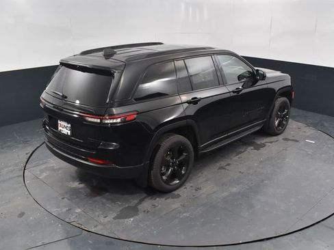 New 2025 Jeep Grand Cherokee Limited image 43